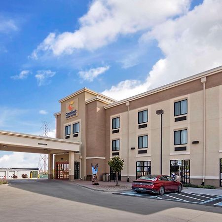 Comfort Inn & Suites Шаєнн Екстер'єр фото