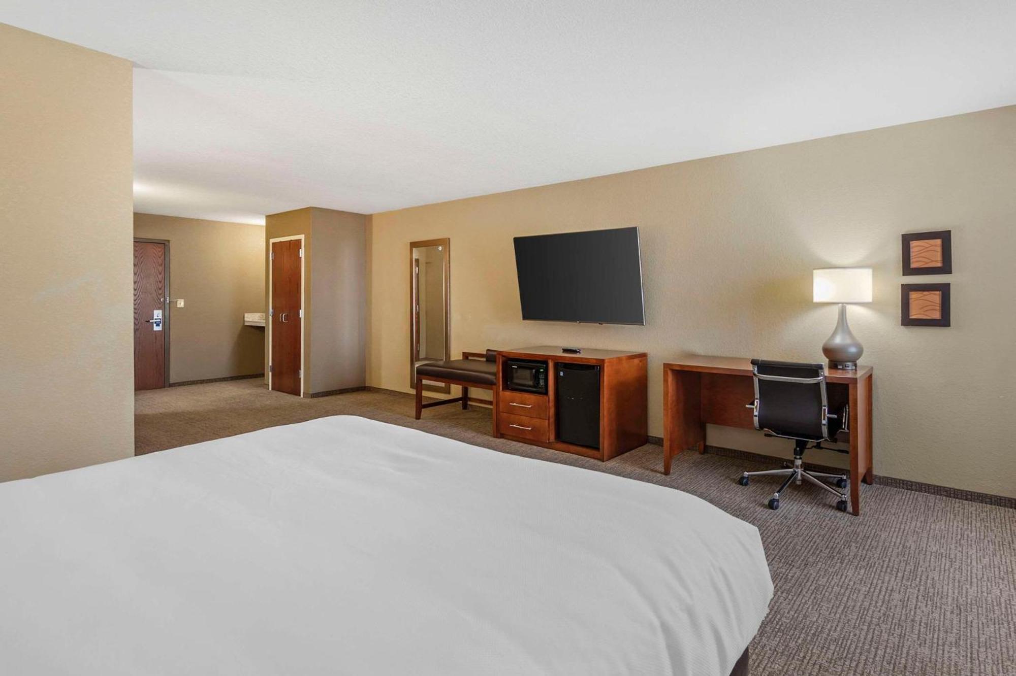 Comfort Inn & Suites Шаєнн Екстер'єр фото