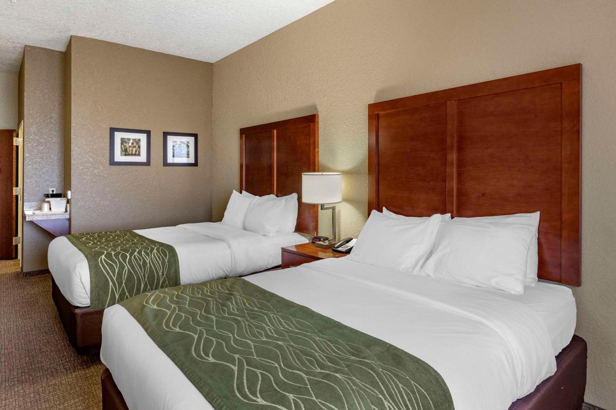 Comfort Inn & Suites Шаєнн Екстер'єр фото