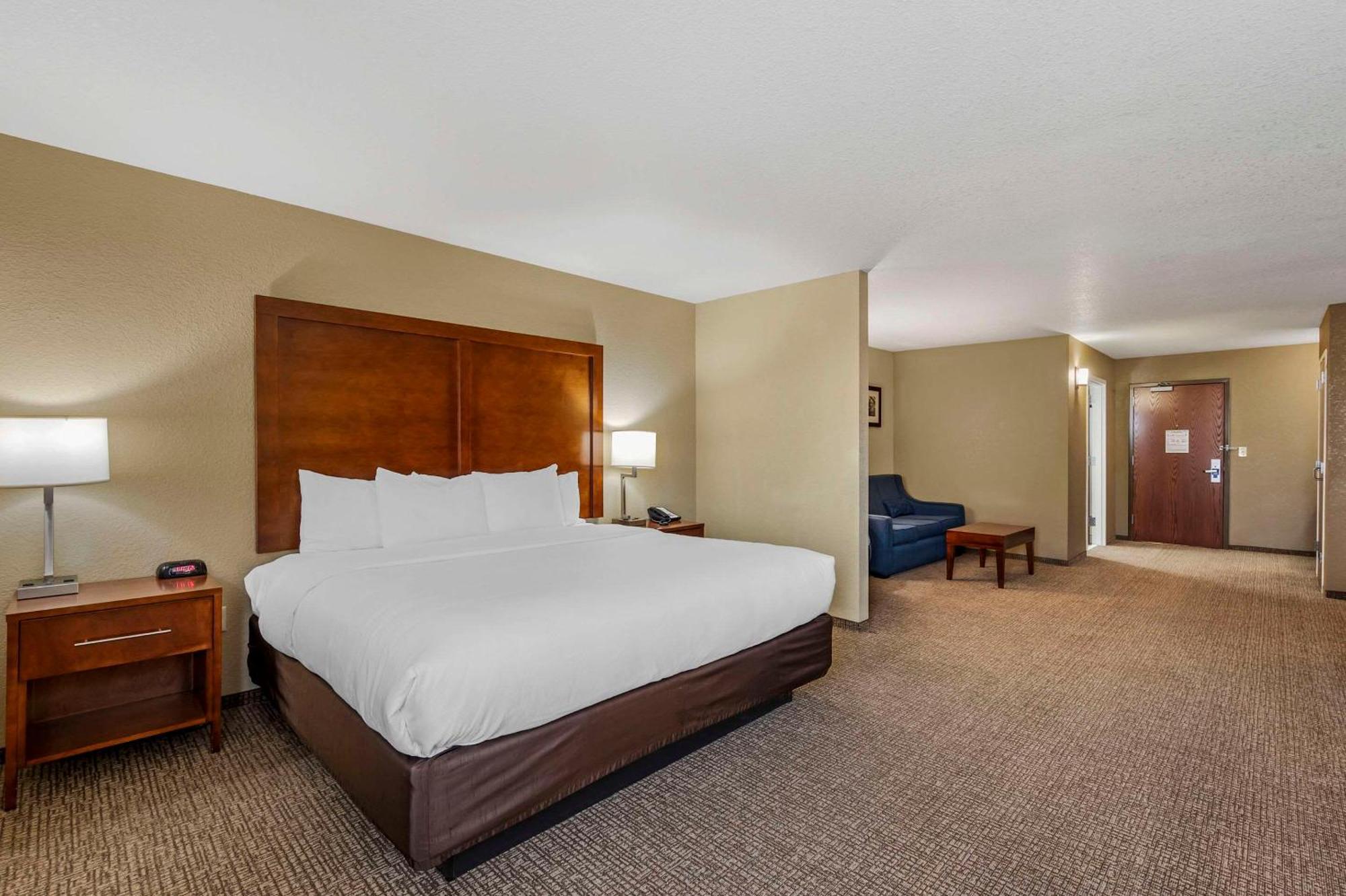 Comfort Inn & Suites Шаєнн Екстер'єр фото