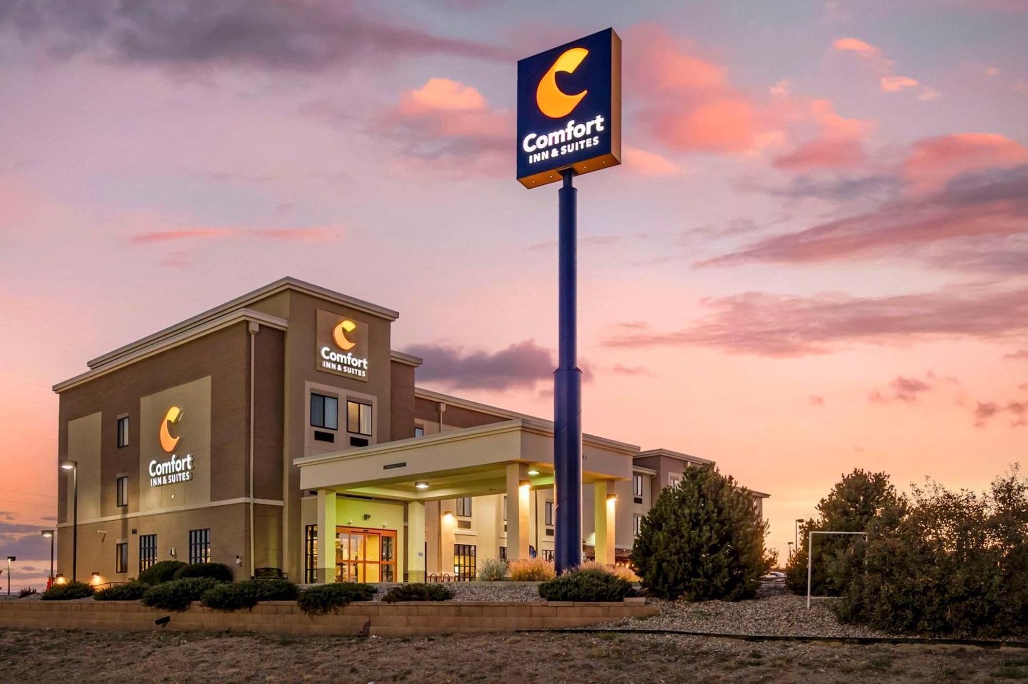 Comfort Inn & Suites Шаєнн Екстер'єр фото